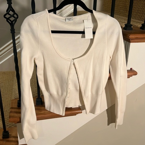 Abercrombie & Fitch Tops - White Abercrombie button up sweater